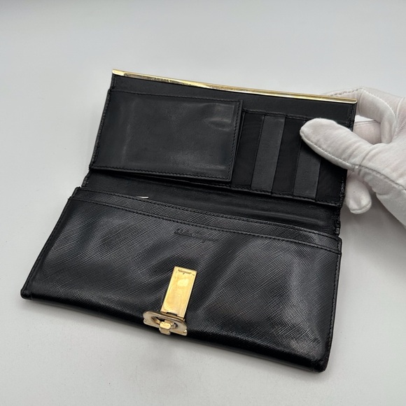 Salvatore Ferragamo Black Leather Wallet with Gold Clasp - Picture 7 of 14